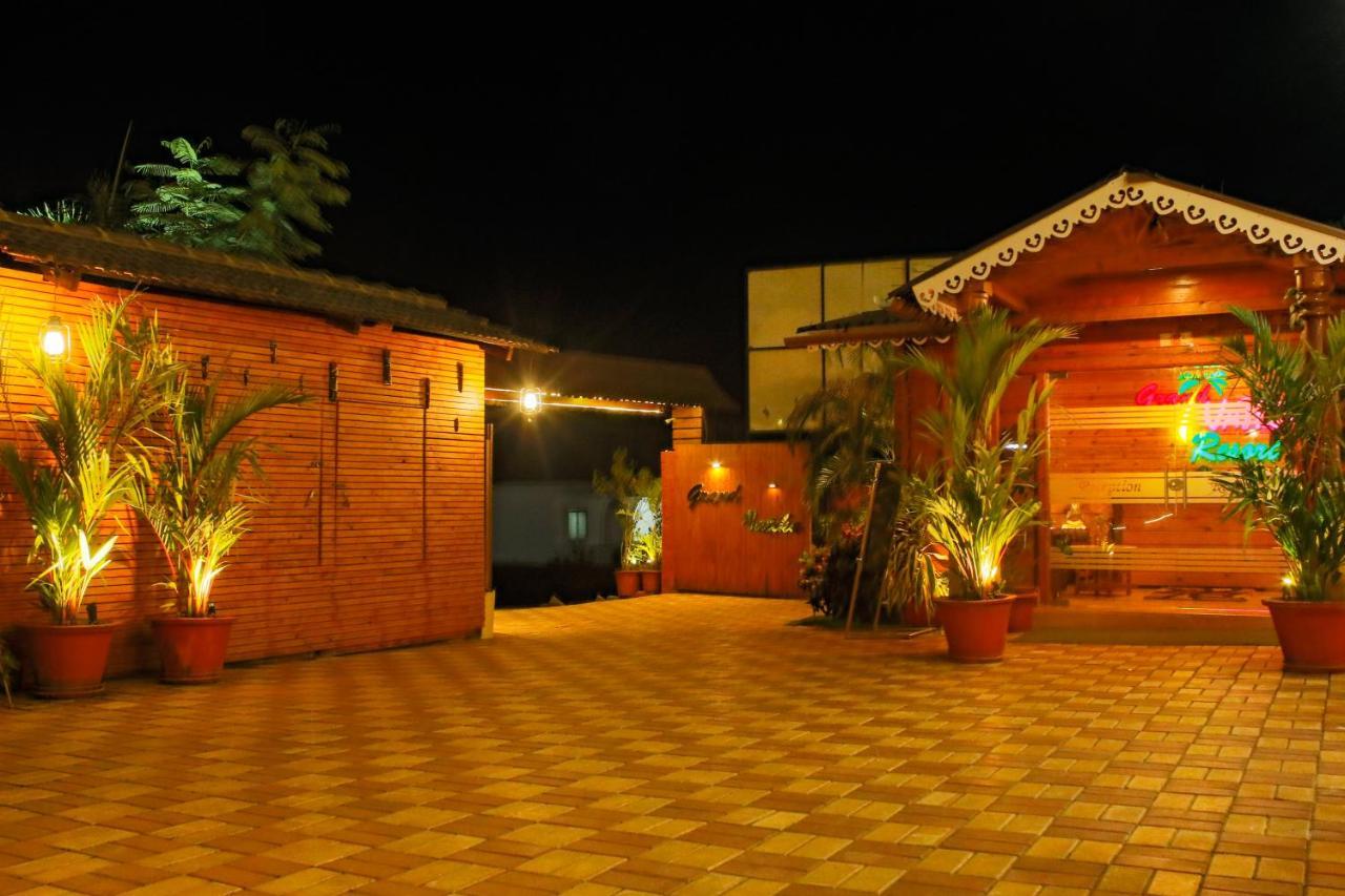 Grand Vatika Resort Arambol Bagian luar foto