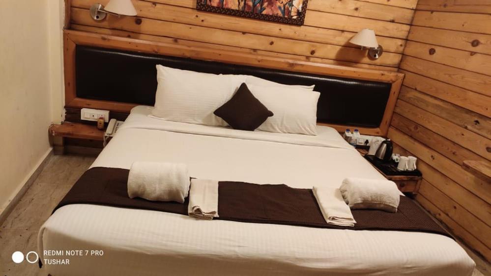 Grand Vatika Resort Arambol Bagian luar foto